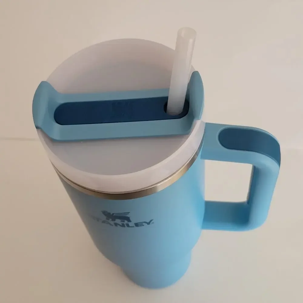Stanley Quencher H2.0 FlowState Tumbler 40 oz Light Blue Teal with Handle Straw